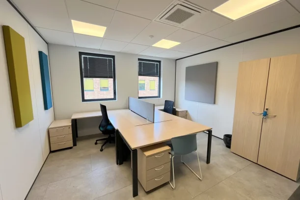 Bureau privé - 78100 - 2 postes - 600€