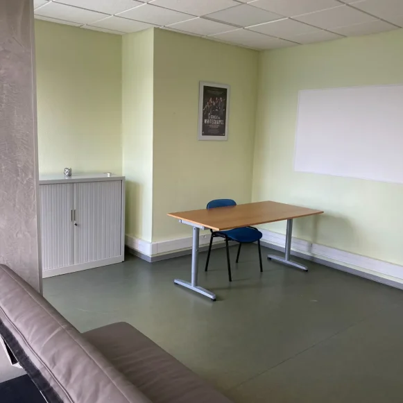 Bureau privé 22 m² 2 postes Location bureau Chemin de la Chasse Colomiers 31770 - photo 2