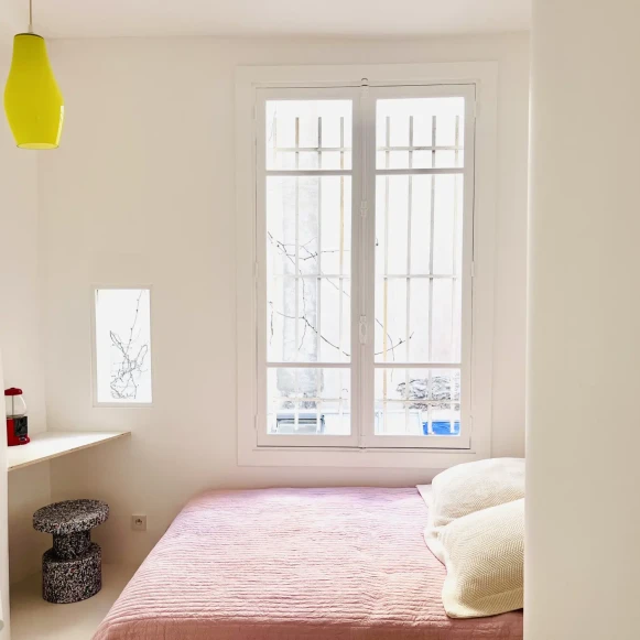 Espace indépendant 45 m² 8 postes Location bureau Rue Lamartine Paris 75009 - photo 1