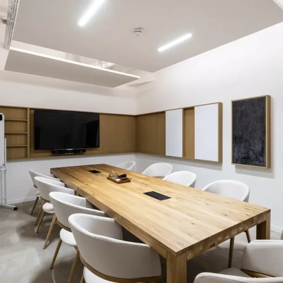 Espace indépendant 570 m² 80 postes Location bureau Rue La Boétie Paris 75008 - photo 1