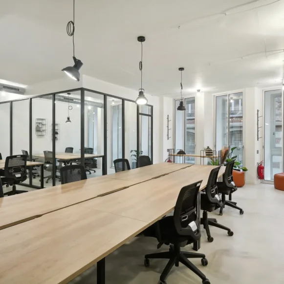 Espace indépendant 124 m² 16 postes Coworking Rue de Douai Paris 75009 - photo 1