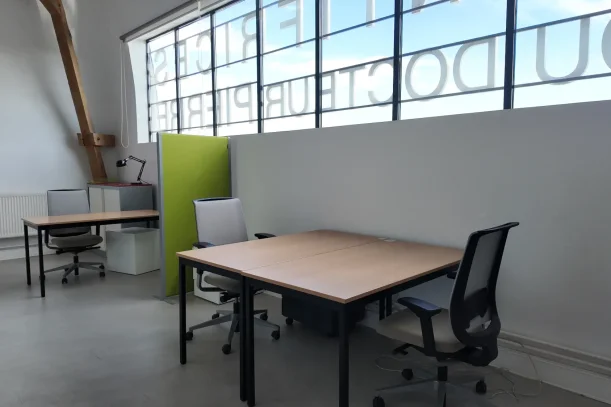 Open Space - 92014 - 7 postes - 291€