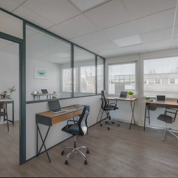 Bureau privé 64 m² 13 postes Location bureau Route de Gisy Bièvres 91570 - photo 8