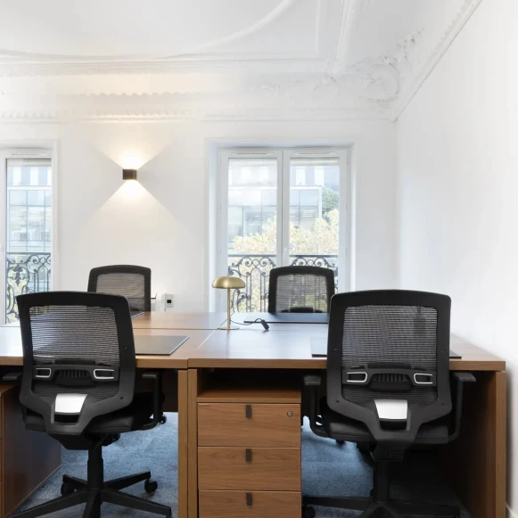 Bureau privé 67 m² 15 postes Coworking Avenue Kléber Paris 75016 - photo 12