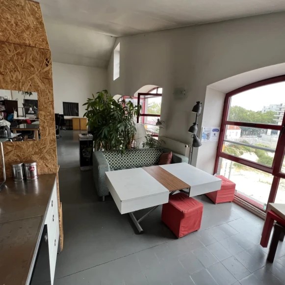 Open Space  1 poste Location bureau Rue Paul Bert Saint-Ouen-sur-Seine 93400 - photo 5