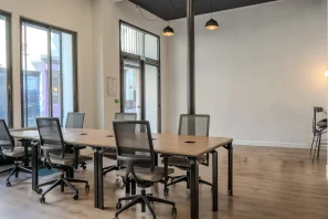 Espace indépendant - 75009 - 22 postes - 9900€