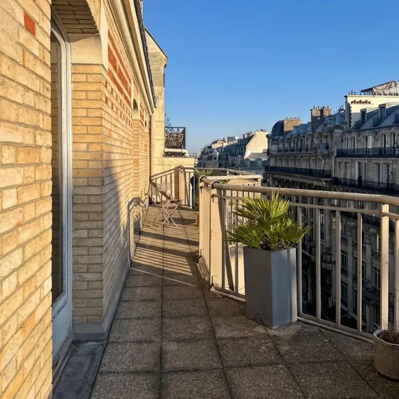 Bureau privé 11 m² 3 postes Coworking Rue Réaumur Paris 75002 - photo 3