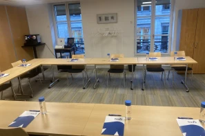 Bureau privé - 75001 - 10 postes - 7259€