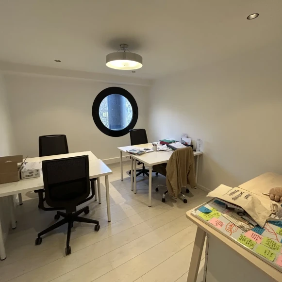 Bureau privé 75 m² 10 postes Coworking Quai du 4 Septembre Boulogne-Billancourt 92100 - photo 2