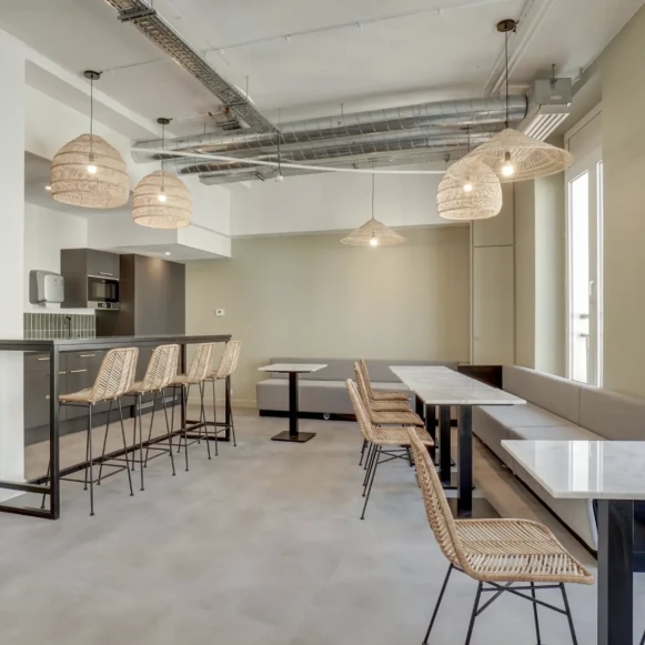 Espace indépendant 835 m² 129 postes Location bureau Rue du Faubourg Montmartre Paris 75009 - photo 2