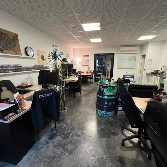 Bureau privé 43 m² 6 postes Coworking Rue des Hauts Guibouts Bry-sur-Marne 94360 - photo 6