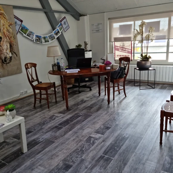 Bureau privé 24 m² 5 postes Location bureau  Feucherolles 78810 - photo 1