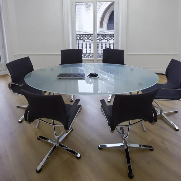 Bureau privé 16 m² 4 postes Coworking Rue Rougemont Paris 75009 - photo 3