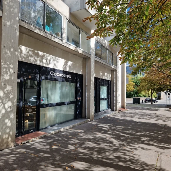 Open Space  4 postes Location bureau Rue Charcot Paris 75013 - photo 10