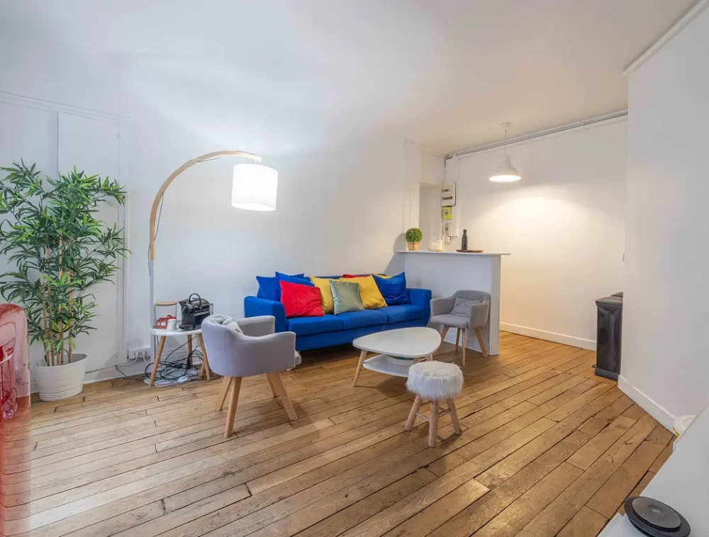 Espace indépendant - 75009 - 8 postes - 4500€