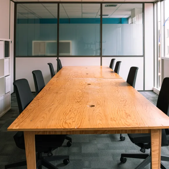 Bureau privé 35 m² 12 postes Location bureau Rue Alaric II Toulouse 31000 - photo 1