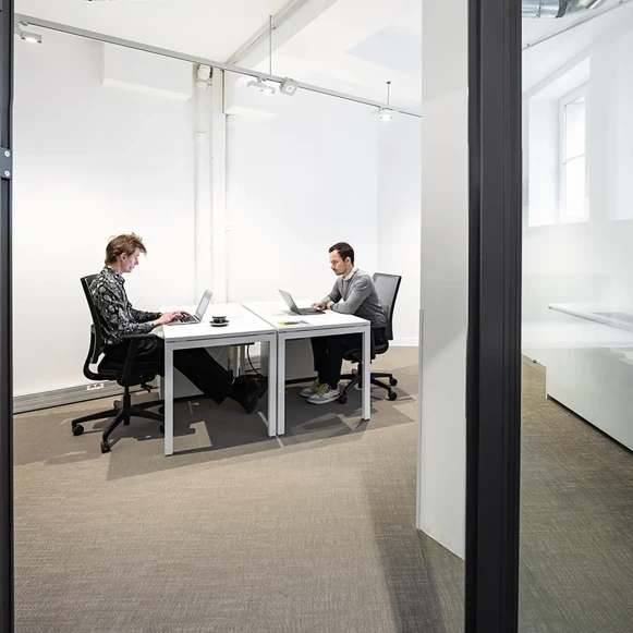 Bureau privé 66 m² 14 postes Coworking Boulevard Voltaire Paris 75011 - photo 4