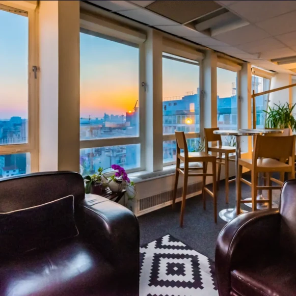 Open Space  10 postes Location bureau Boulevard Victor Hugo Clichy 92110 - photo 1