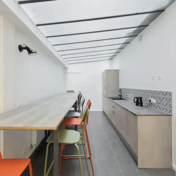 Espace indépendant 190 m² 30 postes Location bureau Rue Championnet Paris 75018 - photo 6