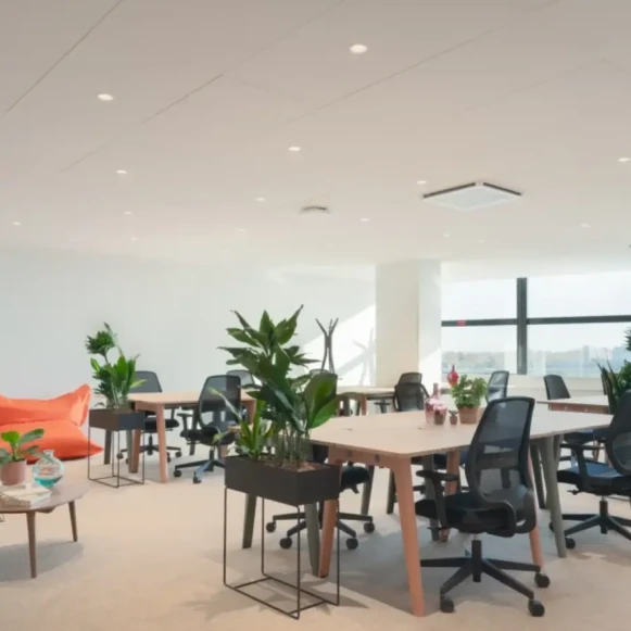 Bureau privé 61 m² 16 postes Coworking Avenue des Terroirs de France Paris 75012 - photo 1