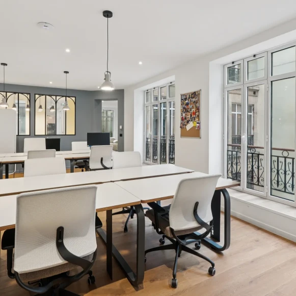 Espace indépendant 101 m² 18 postes Location bureau Rue du Faubourg Poissonnière Paris 75010 - photo 10