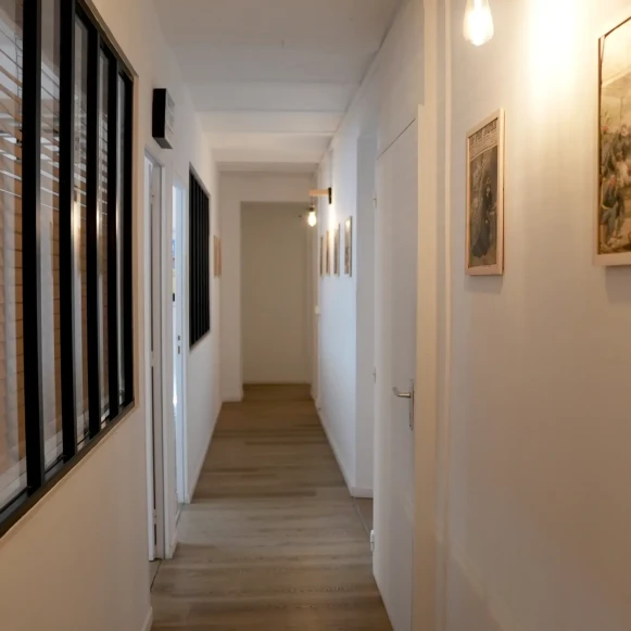 Bureau privé 150 m² 14 postes Location bureau Avenue de Clichy Paris 75017 - photo 2