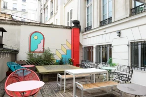 Bureau privé - 75010 - 3 postes - 1200€