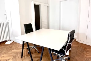Bureau privé - 75001 - 4 postes - 2000€