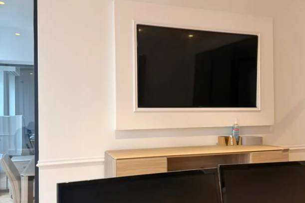 Bureau privé - 75002 - 2 postes - 800€