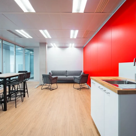 Bureau privé 68 m² 15 postes Coworking Rue Philidor Paris 75020 - photo 5