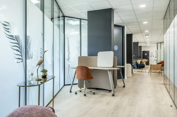 Bureau privé - 59000 - 2 postes - 807€