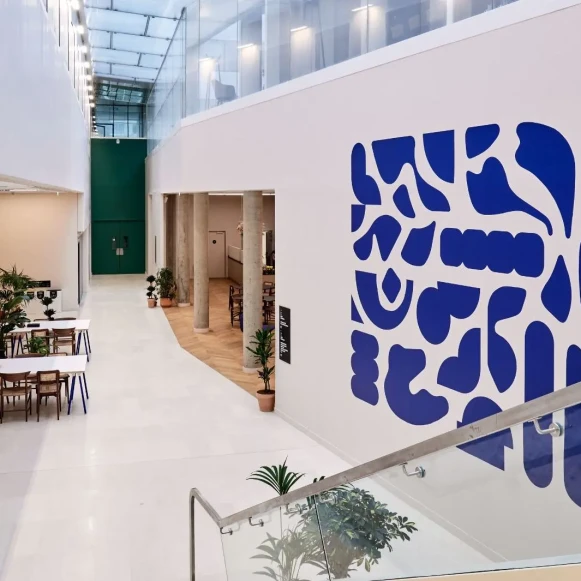 Bureau privé 28 m² 9 postes Coworking Avenue Charles de Gaulle Neuilly-sur-Seine 92200 - photo 1