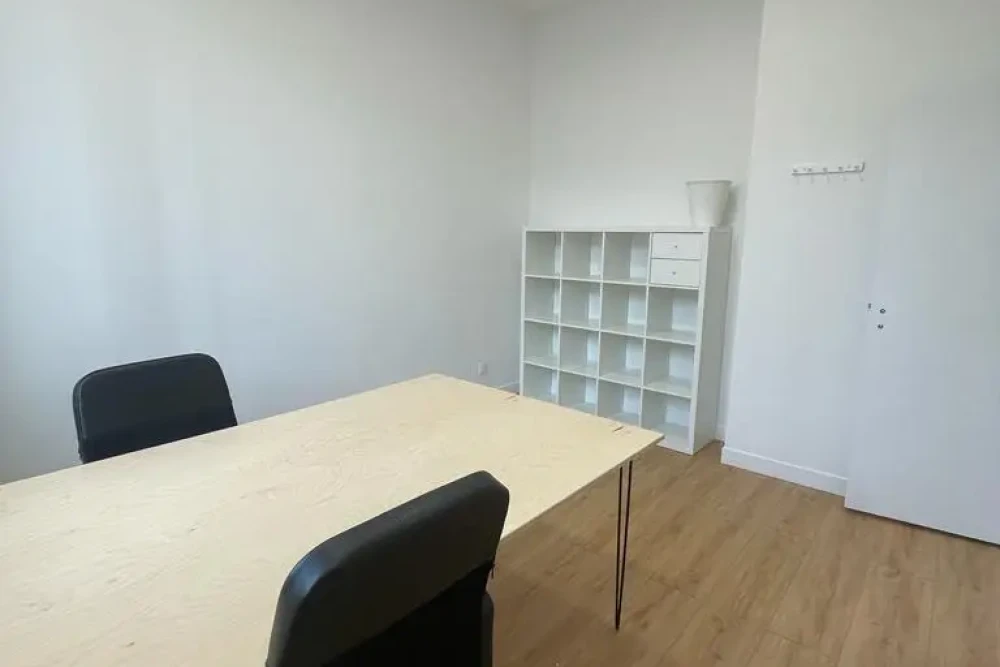 Bureau privé - 33000 - 2 postes - 550€