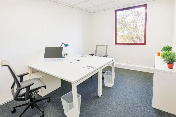 Bureau privé - 78100 - 2 postes - 620€