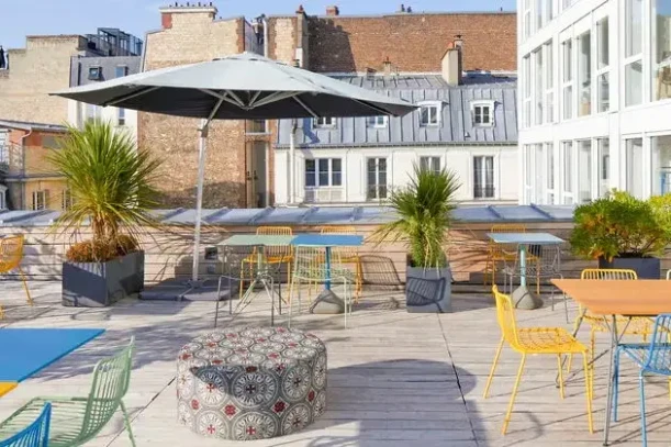 Bureau privé - 75008 - 3 postes - 2100€