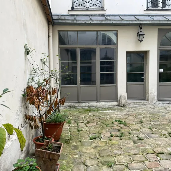 Espace indépendant 110 m² 18 postes Location bureau Rue du Faubourg Poissonnière Paris 75009 - photo 10