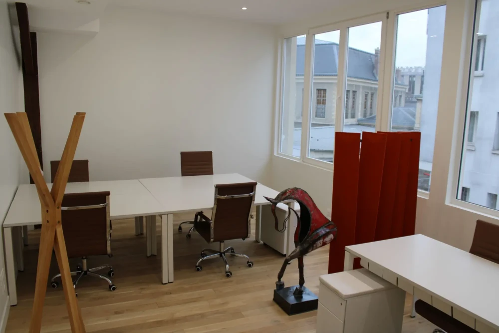 Espace indépendant - 75010 - 30 postes - 21450€