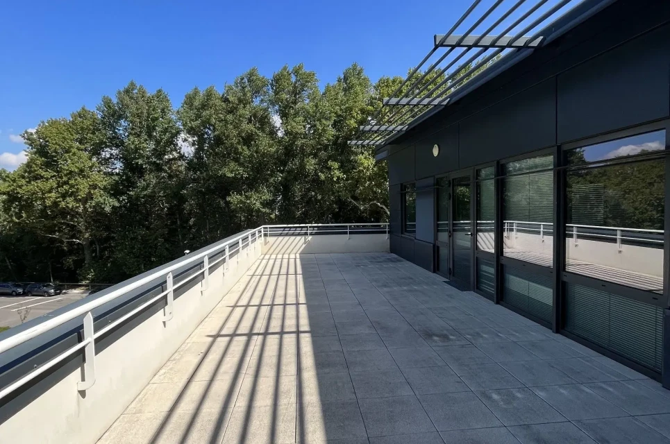 Bureaux and Co - Aix-Crossroad