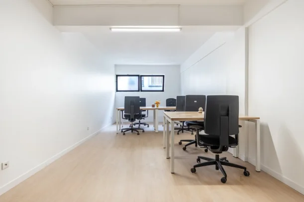 Bureau privé - 75012 - 6 postes - 1460€