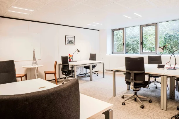 Bureau privé - 92200 - 10 postes - 4400€