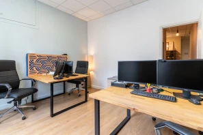 Espace indépendant - 75002 - 18 postes - 8500€