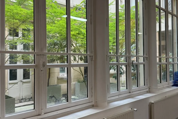 Espace indépendant - 75002 - 4 postes - 1080€