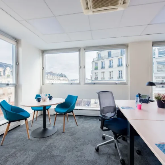 Bureau privé 44 m² 12 postes Coworking Avenue Montaigne Paris 75008 - photo 6