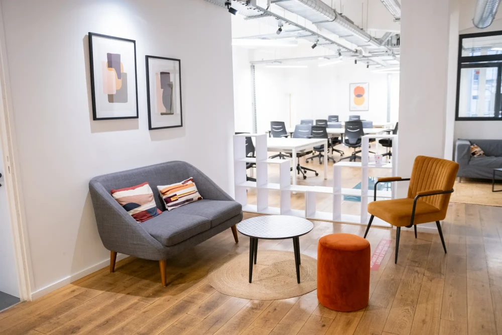 Espace indépendant - 75010 - 80 postes - 36000€