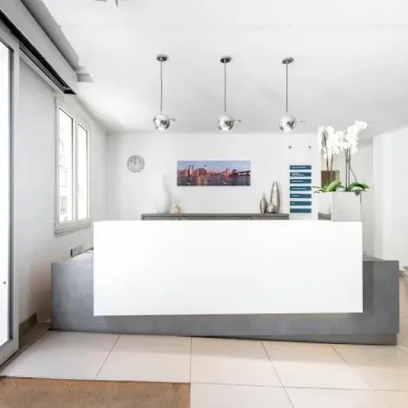 Bureau privé 7 m² 2 postes Coworking Rue Raffet Paris 75016 - photo 1