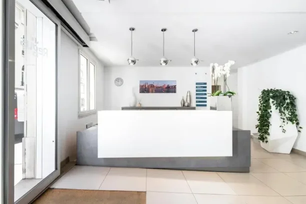 Bureau privé - 75016 - 4 postes - 1818€