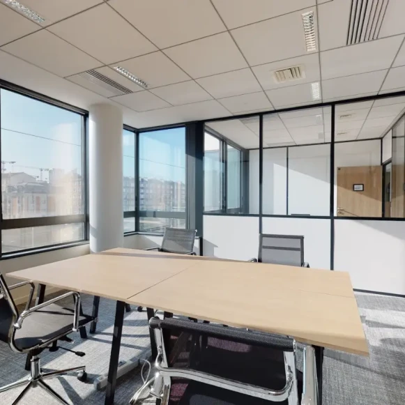 Bureau privé 13 m² 4 postes Location bureau Rue Carnot Fontenay-sous-Bois 94120 - photo 1