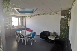 Espace indépendant - 93400 - 14 postes - 3100€