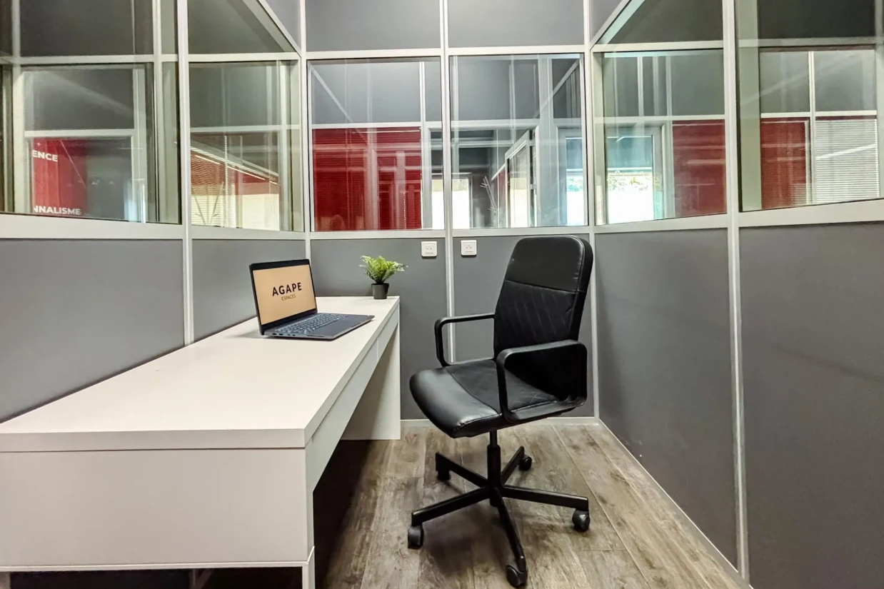 Bureau privé - 78711 - 1 poste - 150€