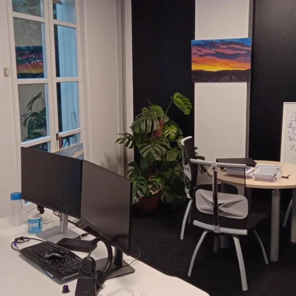Bureau privé 17 m² 3 postes Coworking Rue Cambon Paris 75001 - photo 2